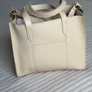 ⚪️ Moonflower Lola Crossbody Tote - Portland Leather